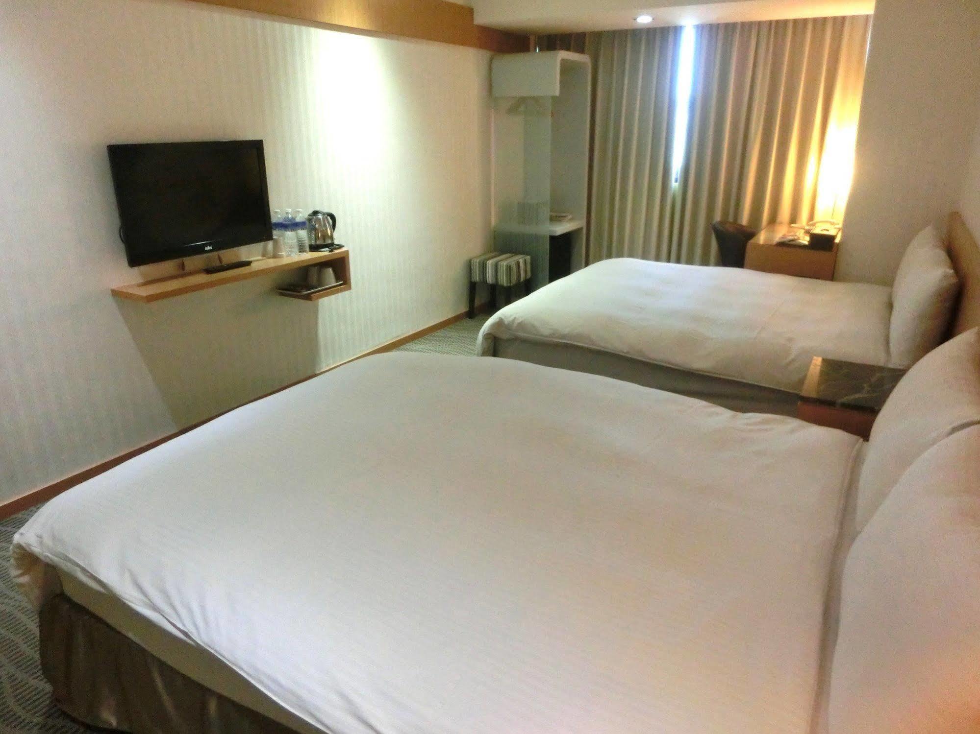 Ximen Relite Hotel Tchaj-pej Exteriér fotografie